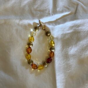 Elegant Gold and Amber Beaded Bracelet
